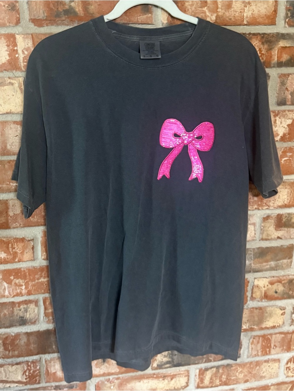 Comfort Colors Pepper Tee with Pink Sequin Bow